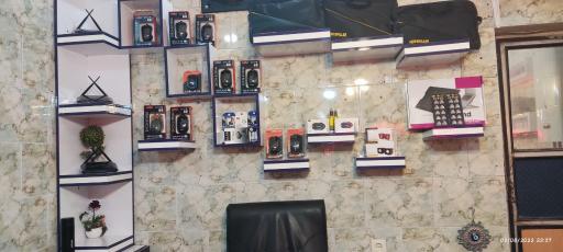 عکس مرکز کامپیوتری هادی