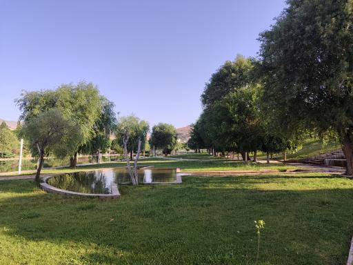 عکس بوستان نیلوفر