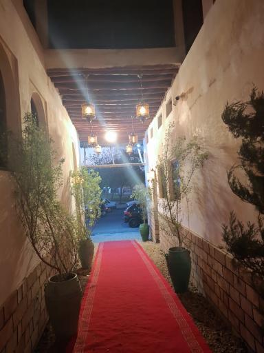 عکس عمارت گلشن کافه 