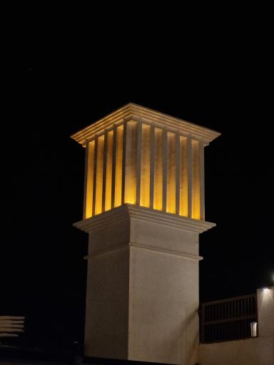 عکس عمارت گلشن کافه 