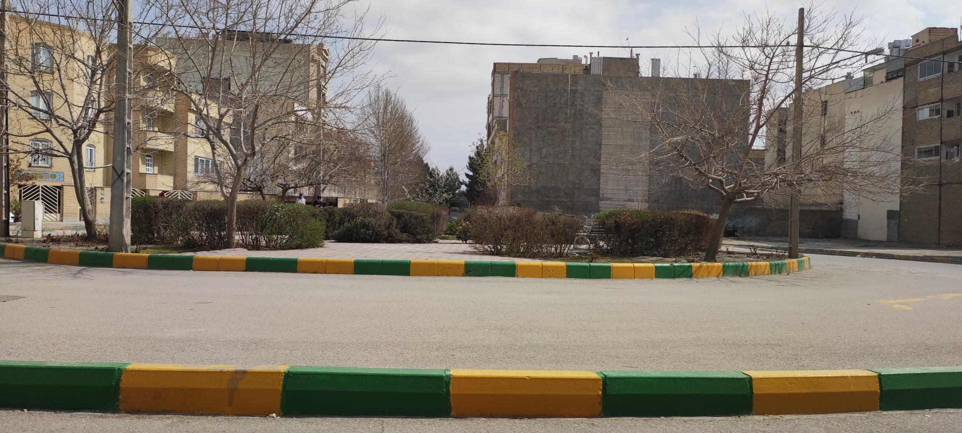 عکس میدان معلم