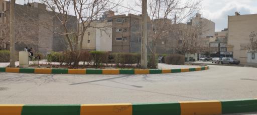 عکس میدان معلم