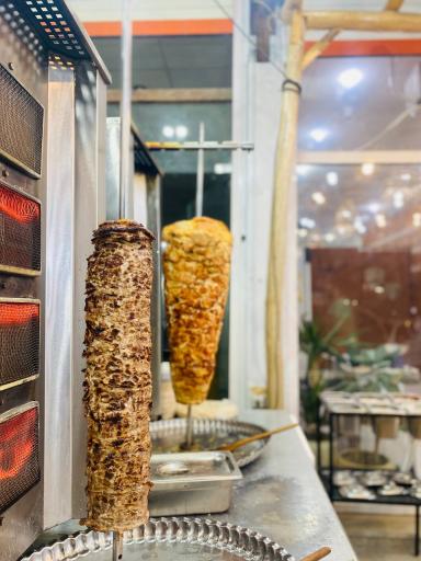 عکس شاورما لبنان