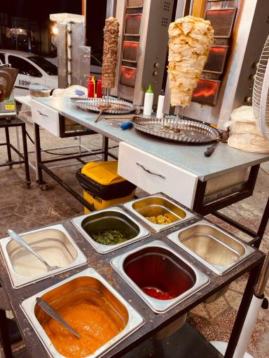 عکس شاورما لبنان