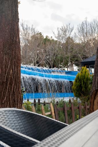 عکس سفره‌خانه و کافی‌ شاپ نیکروز