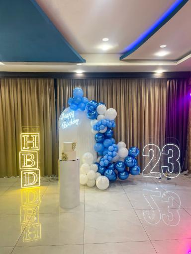 عکس سفره‌خانه و کافی‌ شاپ نیکروز