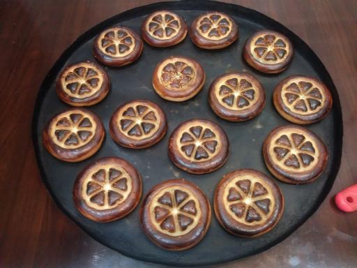 عکس کلوچه و شیرینی مهدی