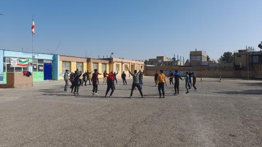 عکس هنرستان فنی و حرفه ای شهید دهقان