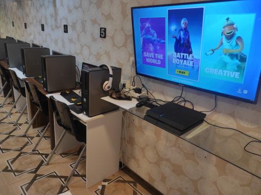 عکس کافی نت و گیم نت صدرا