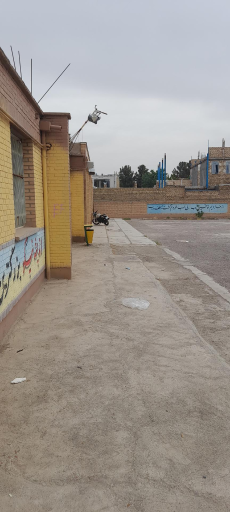 عکس هنرستان فنی و حرفه ای شهید دهقان