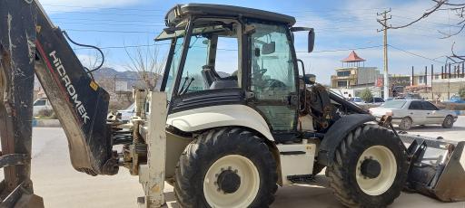 عکس شیشه اتومبیل امیر 