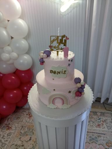 عکس شیرینی فروشی پاندا