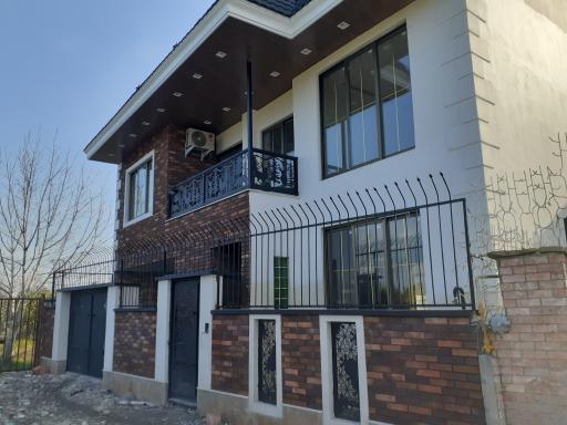 عکس پنجره دوجداره ایران زمین 