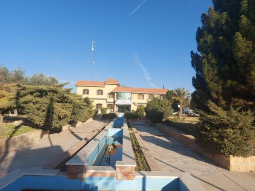 عکس دفتر شهرک صنعتی بزرگ شیراز