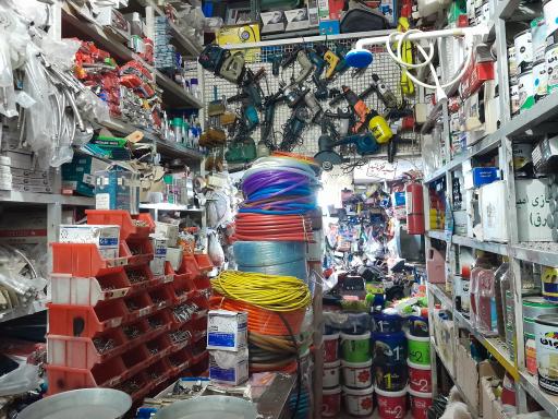 عکس رنگ و ابزارآلات میثاقی