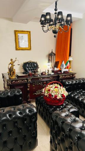 عکس دفتر وکالت دکتر هانیه اخوان 