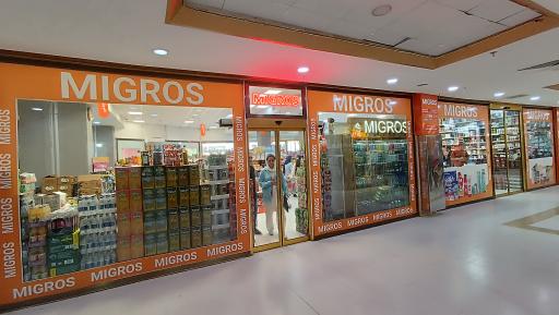 عکس فروشگاه زنجیره ای میگروس