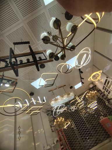 عکس لوستر و روشنایی و کالای برق سلطانی 