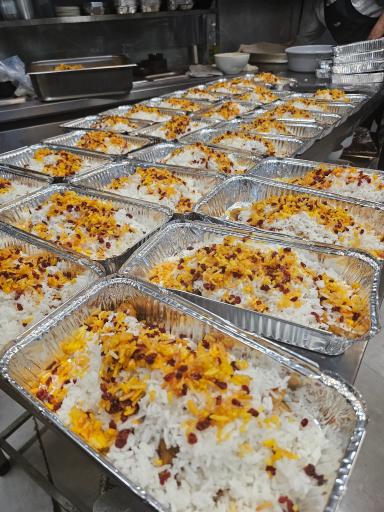 عکس کترینگ و رستوران دورچین 