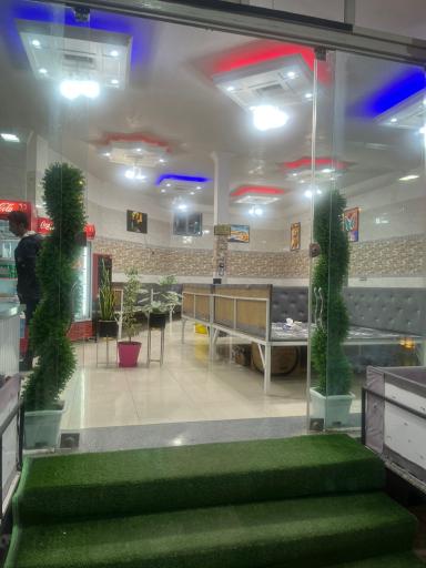 عکس  رستوران کاکتوس غار علیصدر