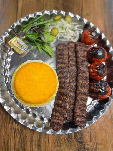 رستوران سنتی جیگر گوشه