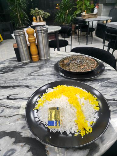 عکس کترینگ و رستوران دورچین 