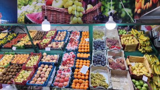 عکس میوه فروشی چهار فصل