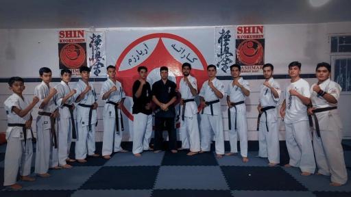 عکس باشگاه کاراته آریارزم 
