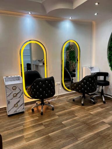 عکس سالن زیبایی آنیل