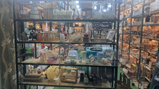 عکس فروشگاه لوازم خانگی آیسان هوم