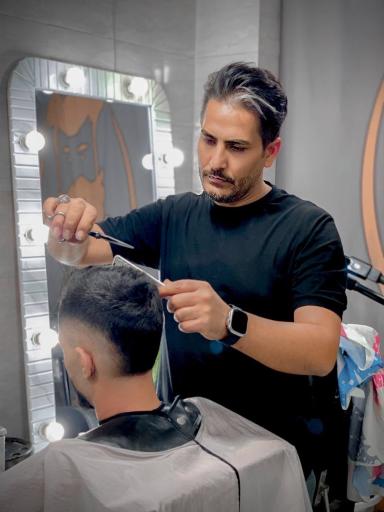 عکس آرایشگاه آزالیا