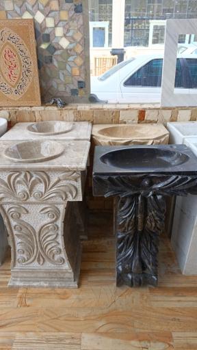 عکس نمایشگاه سنگ صادقی نژاد 