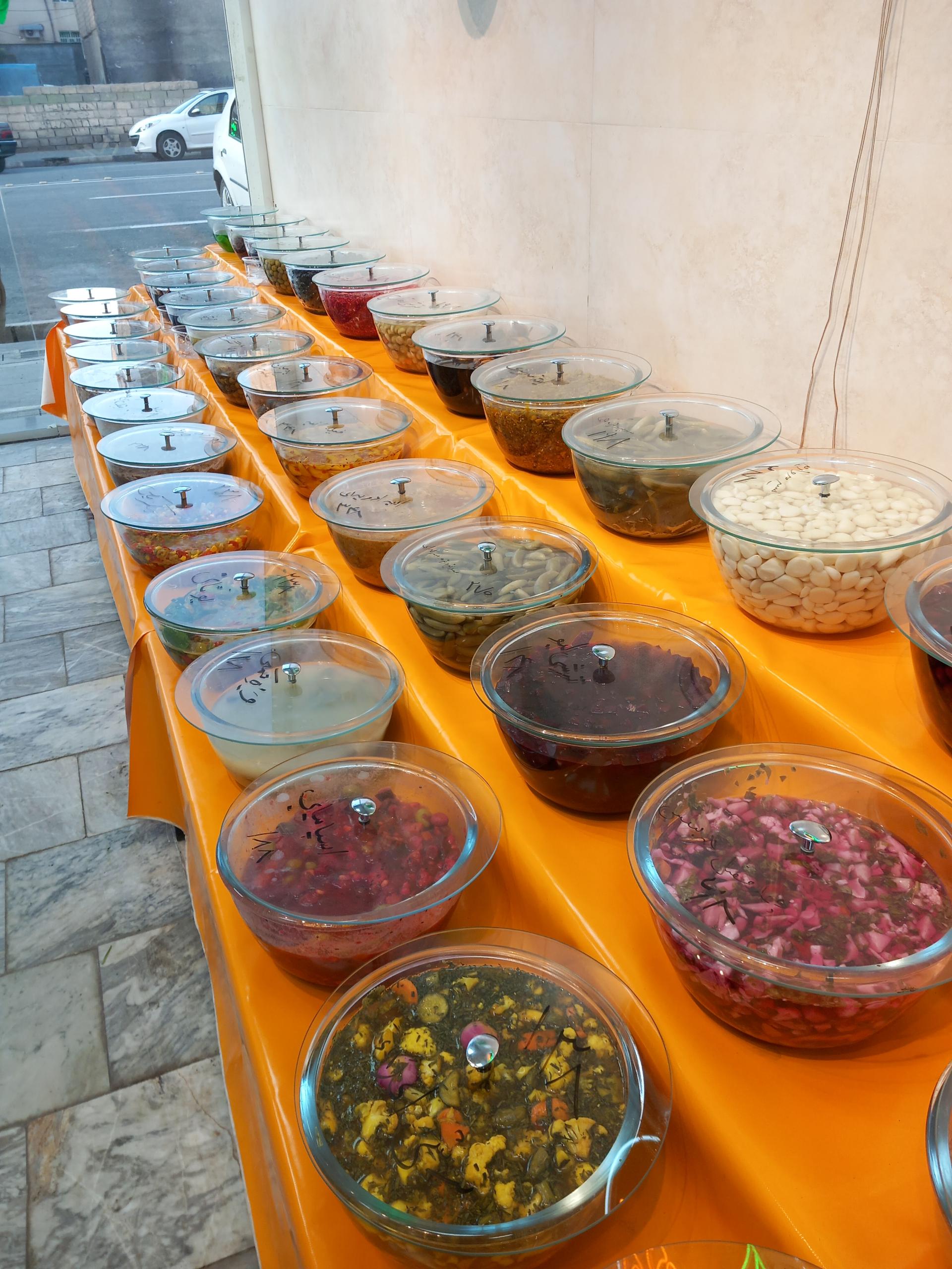 عکس ترشیجات و سبزیجات آماده مهدی