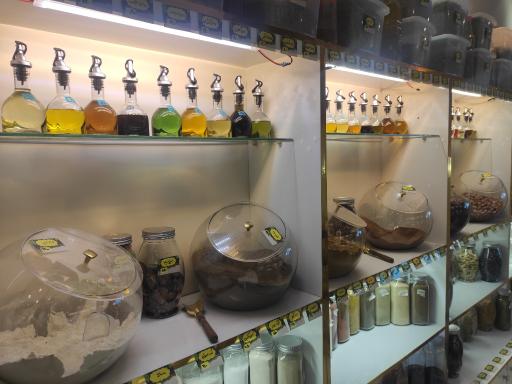 عکس عطاری رویش