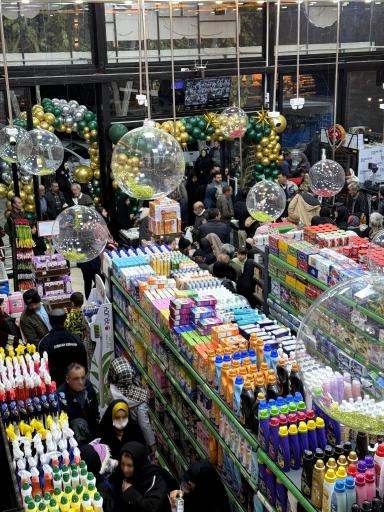 عکس فروشگاه بزرگ سادات شعبه دشتستان