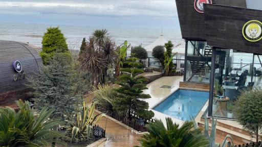 کافه رستوران اوانو