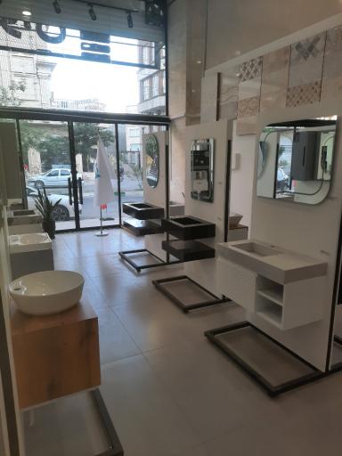 عکس هایپر ساختمانی ایوان