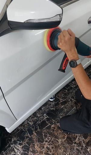 عکس دیتیلینگ پولیش و کارواش مجستی