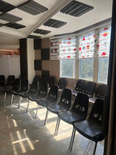 عکس آموزشگاه موسیقی آواز باران