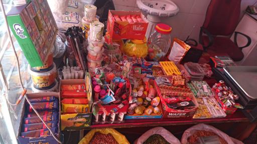 هایپرمارکت صادقی