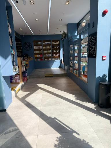 عکس داروخانه دکتر شبنم حسن زاده