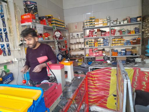 عکس کلیدسازی قفل و ابزار کریمی