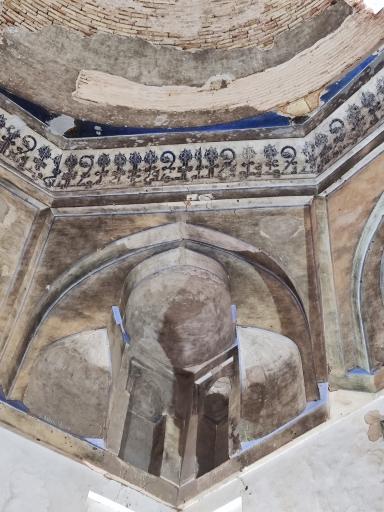 عکس بقعه‌ دوازده امام