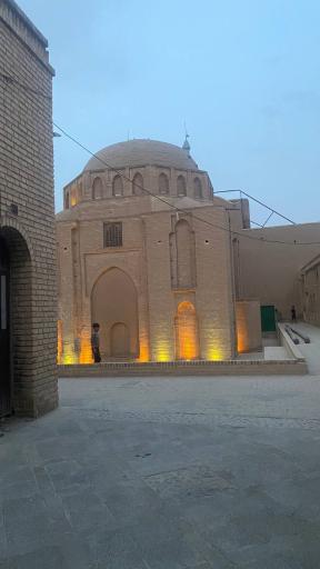 عکس بقعه‌ دوازده امام