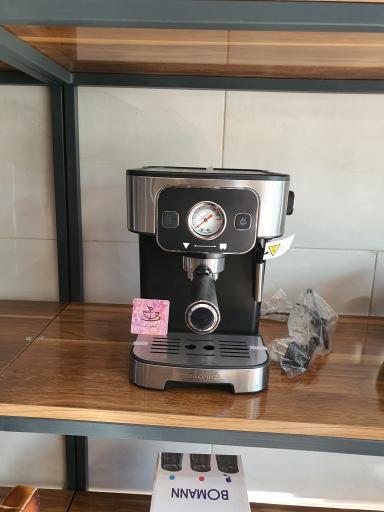 عکس فروشگاه قهوه ارغوان