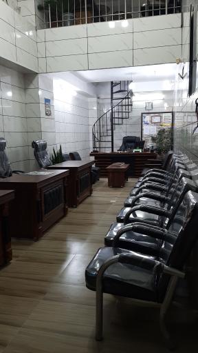 عکس دپارتمان املاک آوا 