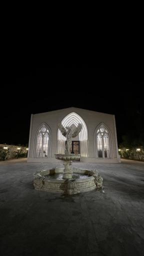 عکس عمارت لاوین