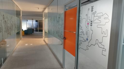 عکس مرکز نوآوری بانوان ازنو