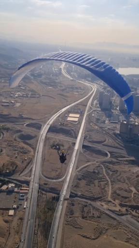 عکس پاراگلایدر ترکاشوند 