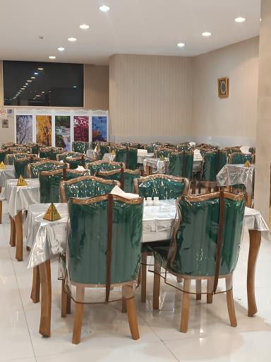 عکس رستوران دانش